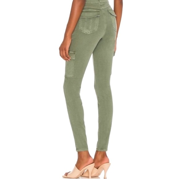 SPANX Stretch Twill Ankle Cargo Pant in Soft Sage M - Picture 5 of 14